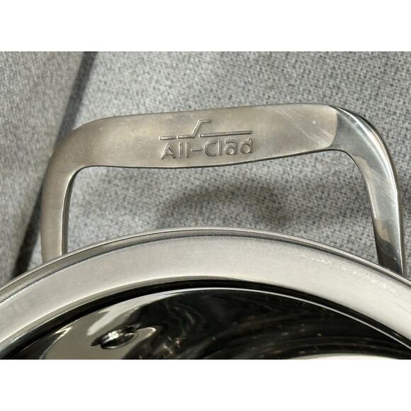 All Clad Stainless-Steel Oval 10 Qt Roaster Pan W/trivet & LID 18/10 Tri Ply - Picture 5 of 7